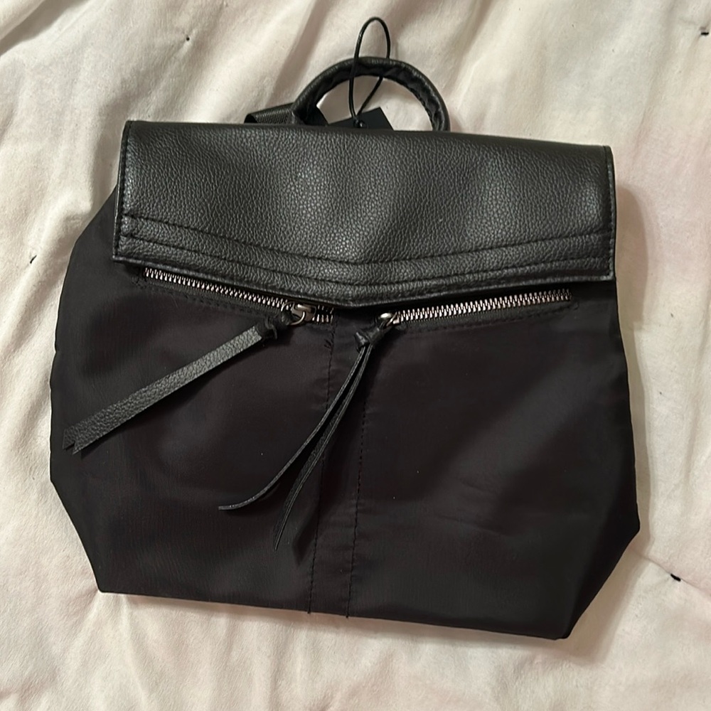 Botkier backpack - Picture 1 of 3